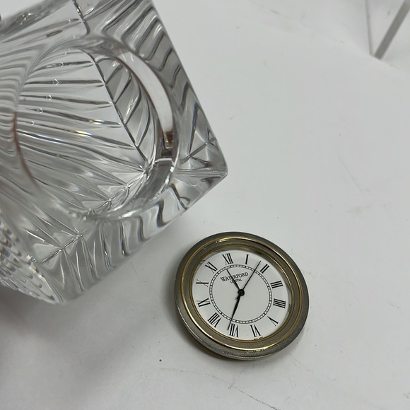 Waterford Crystal “Meridian” Cube Quartz Desk Clock - Works Perfectly - Picture 8 of 9